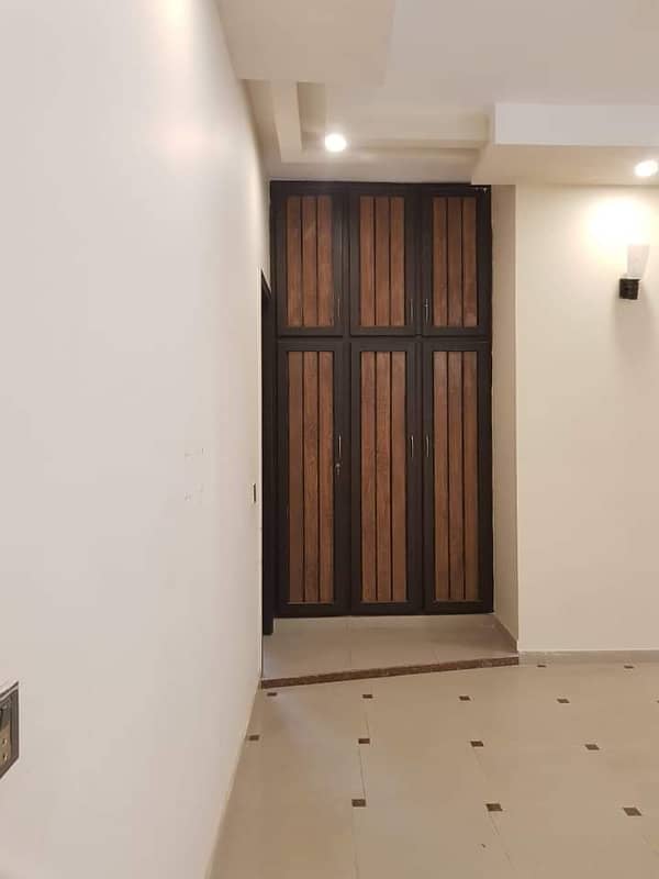 1 kanal Furnished Upper Portion is Available For Rent In DHA Phase 3 Lahore At Super Hot Location. 10