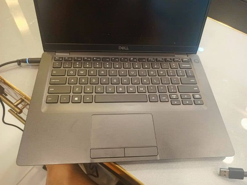 Dell Latitude 5400 1