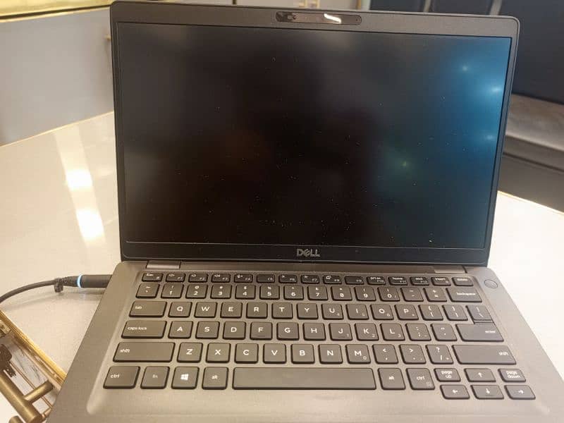 Dell Latitude 5400 2