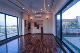 1 kanal upper Portion Is Available For Rent In DHA Phase 5 Lahore At Super Hot Location.