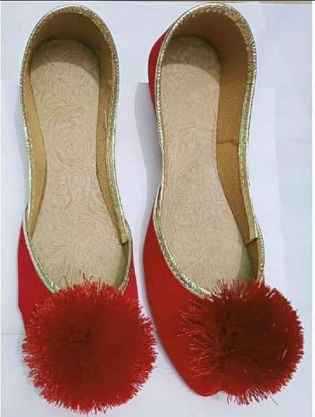 Woman. s Velvet plain pompom khussa 1