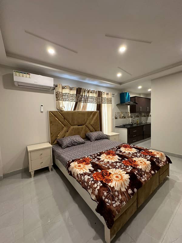 One Bedroom Studio Fully Furnished Apartment Is Available For Rent In iqbal Block Bahria Town Lahore 4