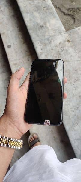 Iphone 11 non pta JV with display message 6