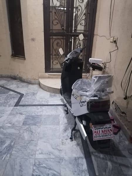 Ramzan G7 electric scooter brand new 2