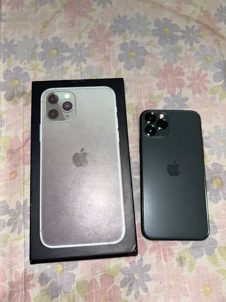 iPhone 11 Pro with box 0