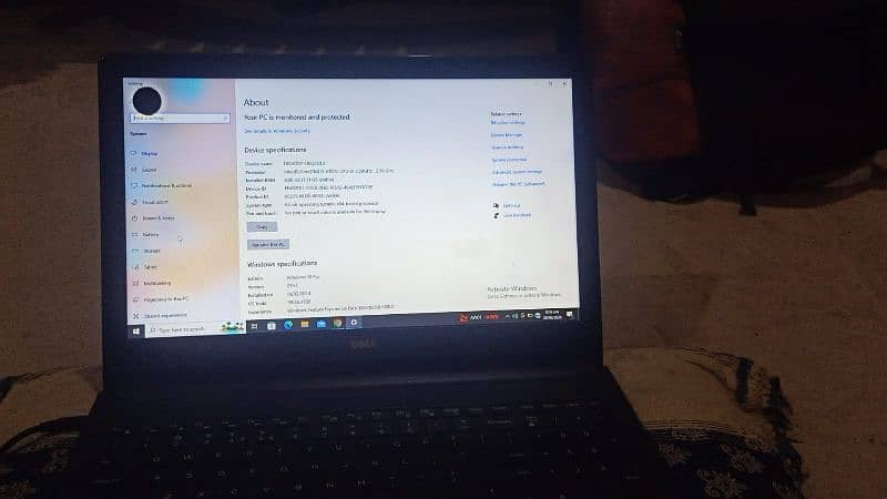 dell Laptop Good condition 1