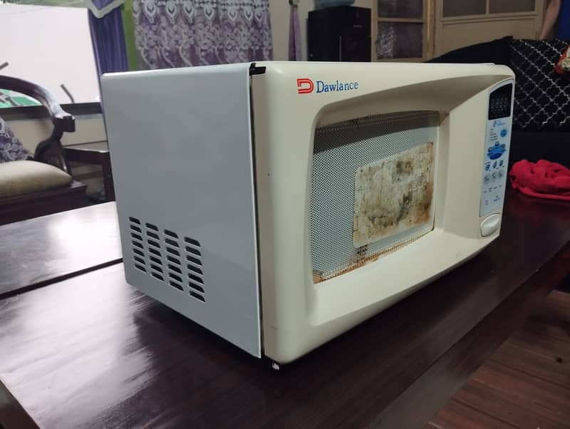 Dawlance Microwave Oven 0