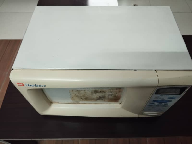 Dawlance Microwave Oven 1