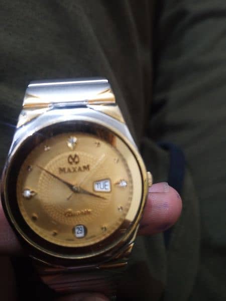 very beautiful wrist watch 0