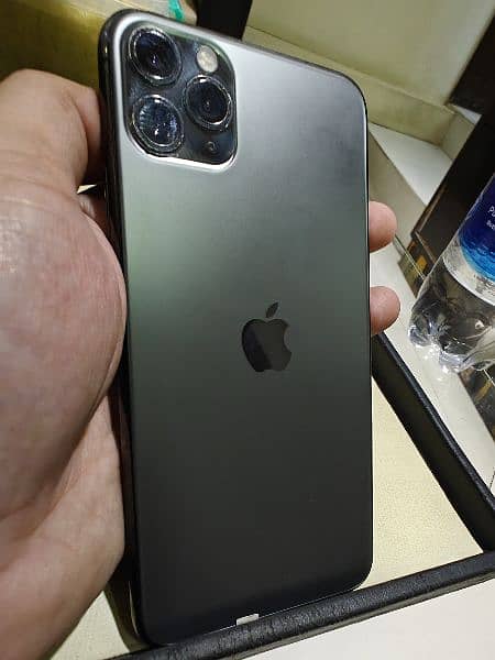 Apple iphone 11 pro max 1