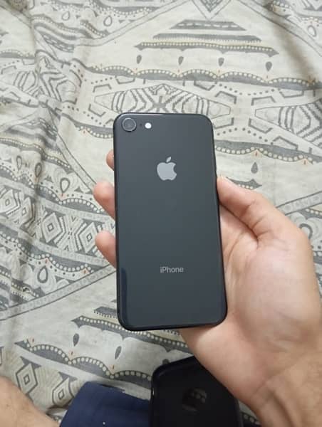 Iphone 8 64gb all ok pta approved 6