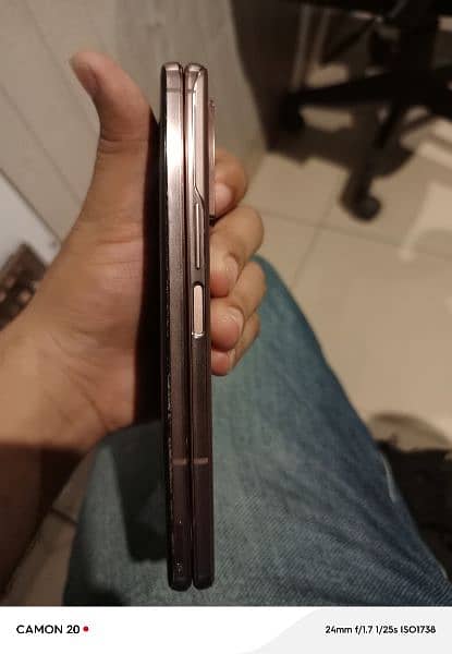 samsung Galaxyzfold non pta12/256gb sirf battery k issue sy on ni hota 3