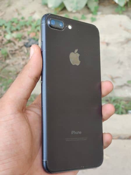 Iphone 7 Plus (128GB) Non PTA 4