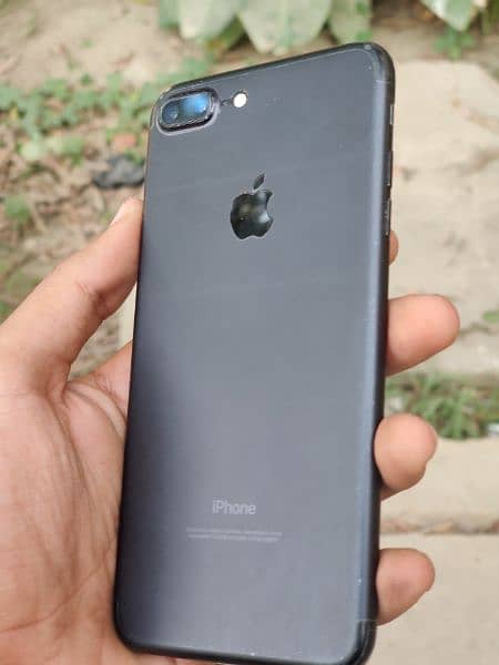 Iphone 7 Plus (128GB) Non PTA 5