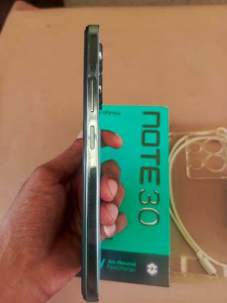 infinix note 30. . . . . 31000 3