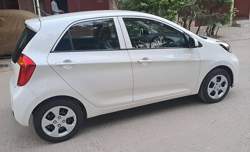 KIA Picanto 2024 MT 1.0 Zero Meter Condition Only 4500 Km 2