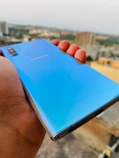 Samsung note 10 plus 12 Gb ram  512 gbs memory 0