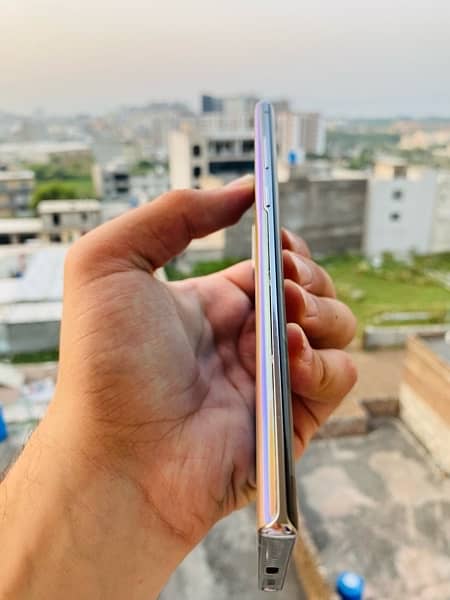 Samsung note 10 plus 12 Gb ram  512 gbs memory 6