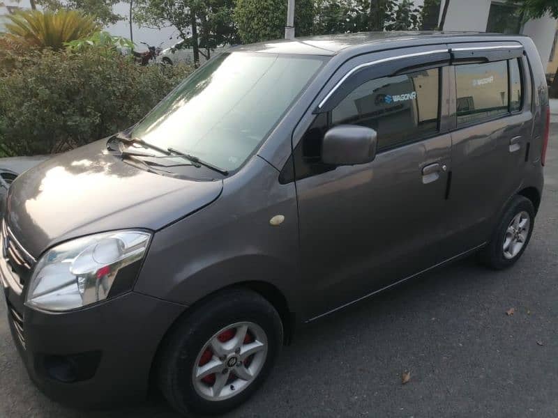 Suzuki Wagon R 2016 13