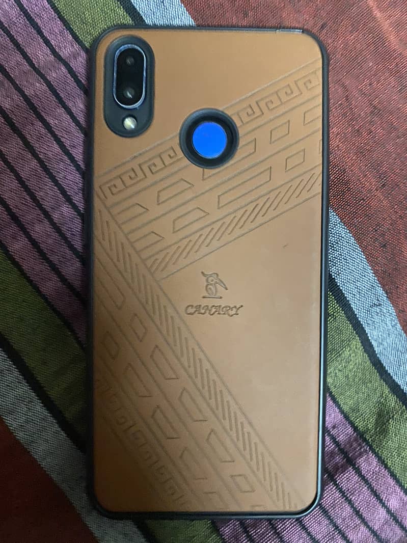 Huawei nova 3i 0