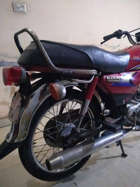 Honda CD70 for sale (Model 2010) 2