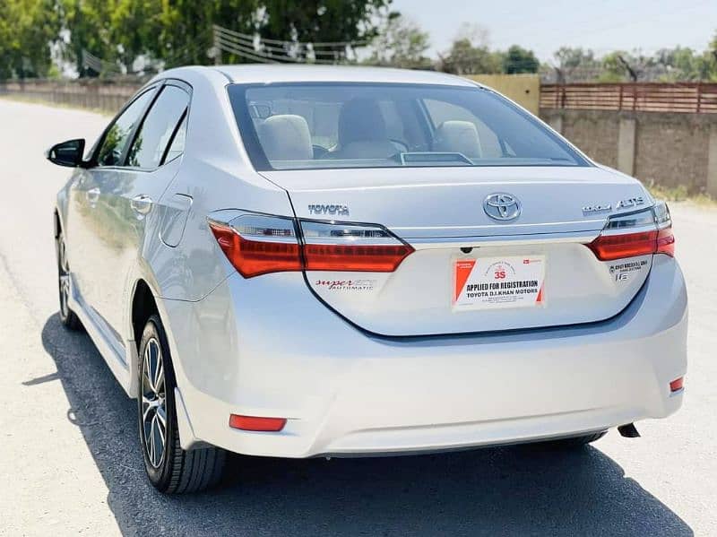 Toyota Corolla Altis 2018 4