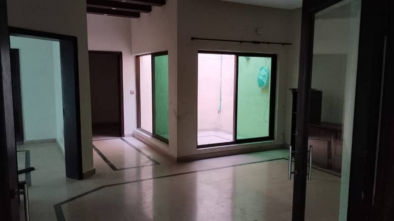 10 Marla upper porshan available for rent in Valencia town 12