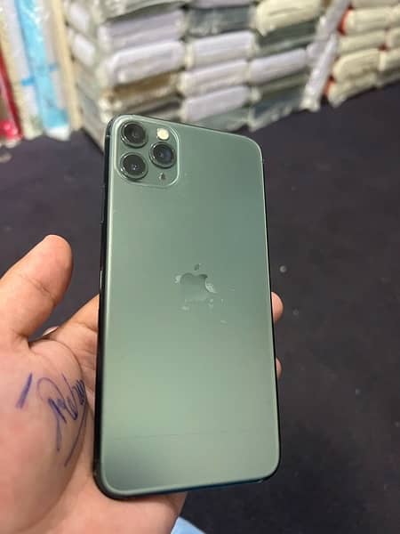 I phone 11 pro max 256 gb pta approved 6