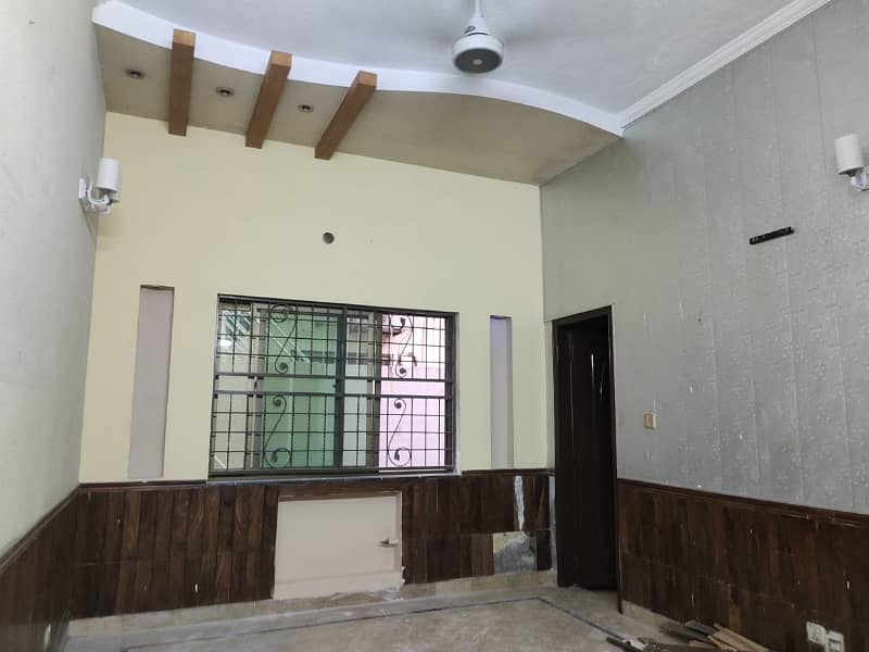 10 Marla double story house for rent in wapda Town. 2