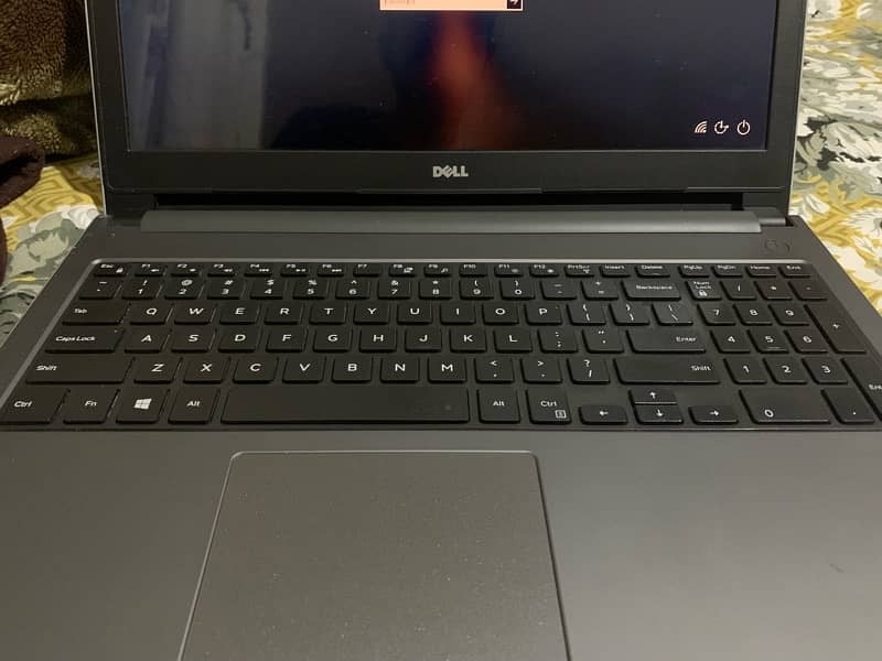 Dell core i3 128gb SSD 8