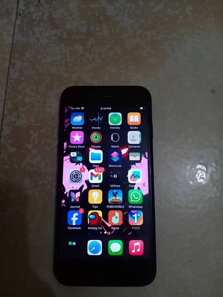 IPHONE SE 2020(urgent sale) 4