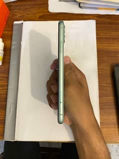 iPhone 11 non pta green colour 0