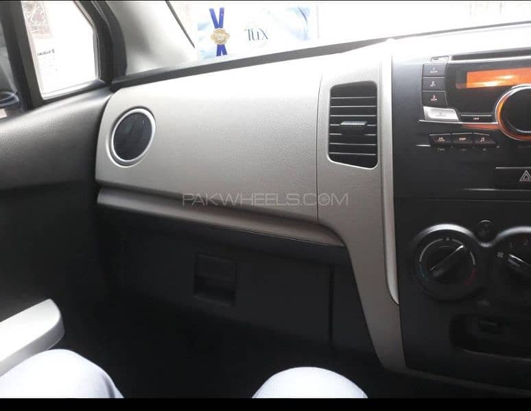 Suzuki Wagon R 2018 6