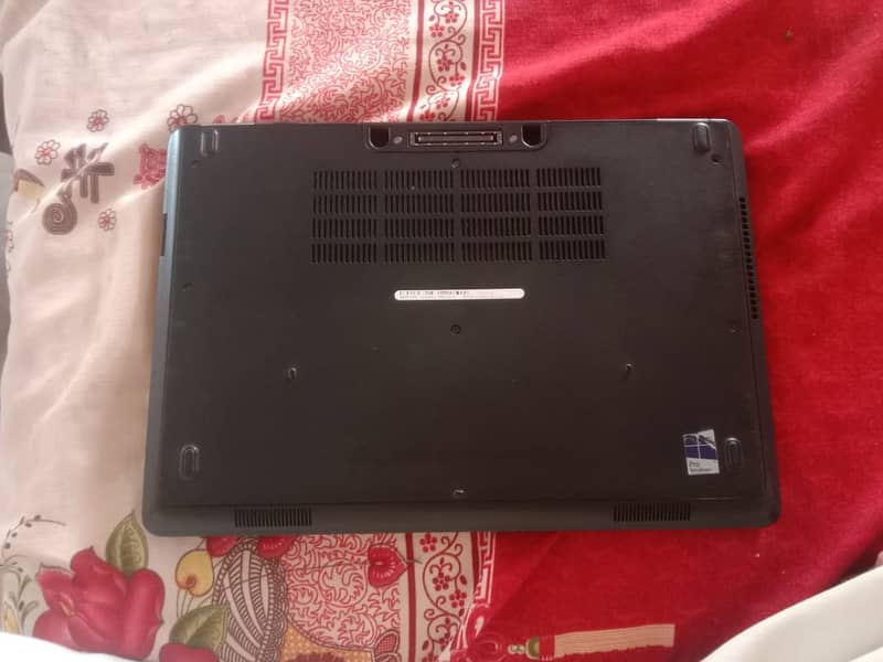 Dell Latitude e5450 4