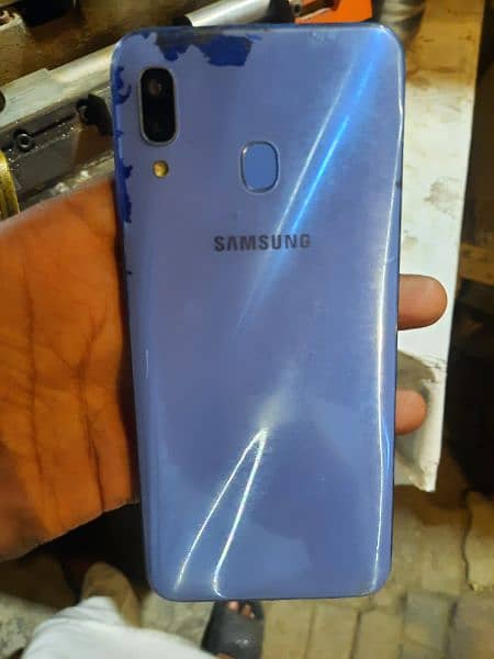 Samsung galaxy a30 4gb 64 gb 8