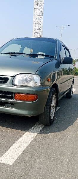 Daihatsu Cuore 2011 3