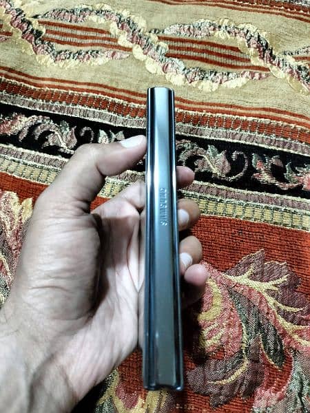 Samsung Galaxy Z Fold 4 Non-PTA (512GB) 13