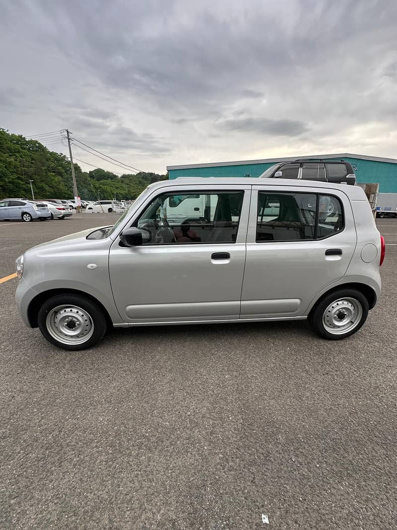 Suzuki Alto 2022 Japanese 15