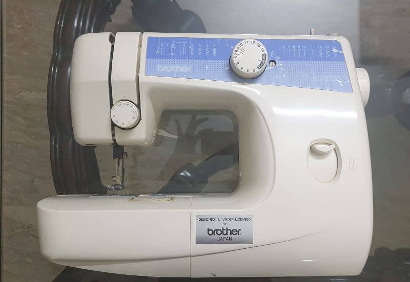 Sewing Machine ( brother LS-2125) 0