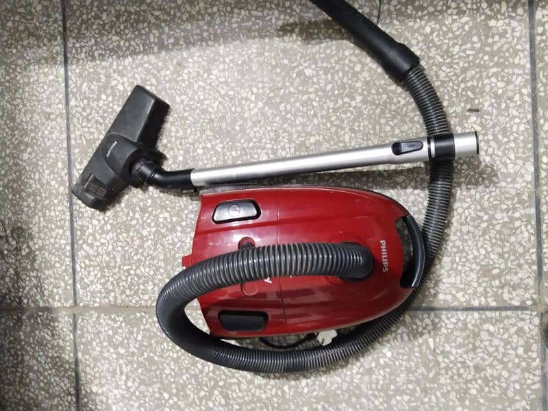 vacuum cleaner Philips 2