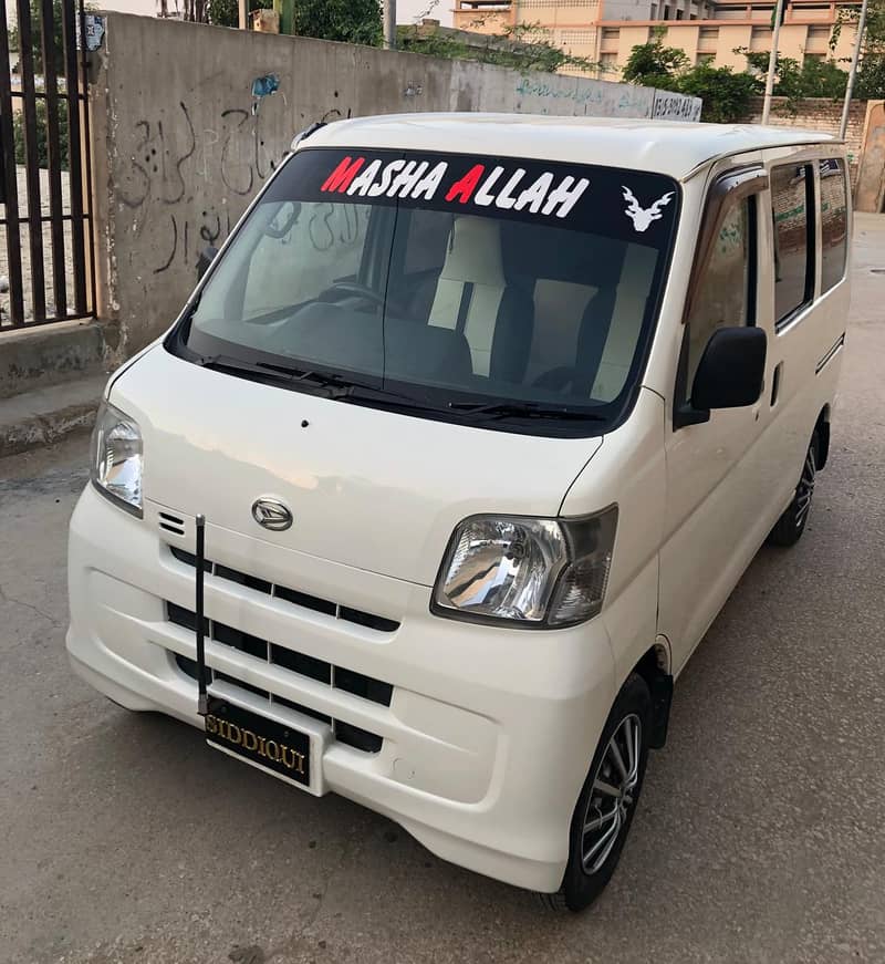 Daihatsu Hijet 2015 2