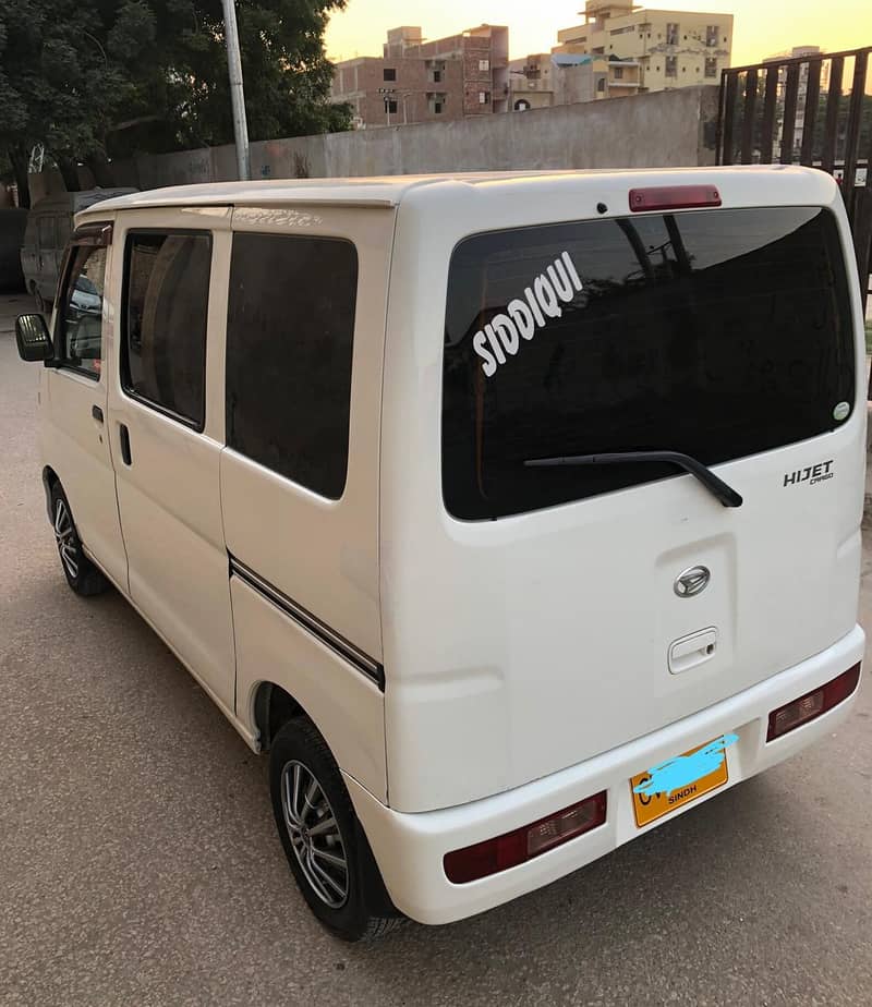 Daihatsu Hijet 2015 4