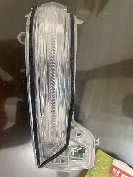 toyota revo/fortuner indicator right side 2017-24 0