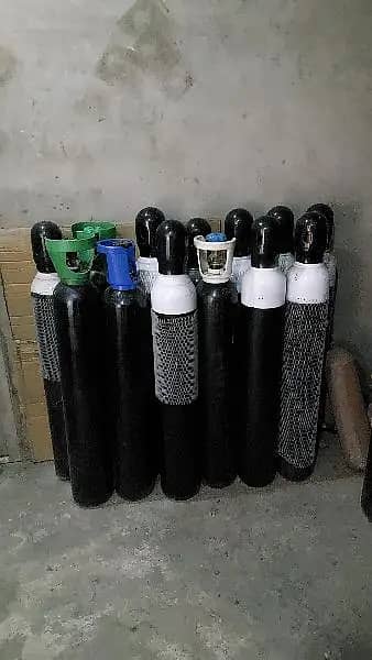 Oxygen Cylinder tanks available 3