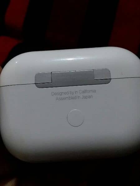 Airpods pro made in japan  Buzer 100% working 0