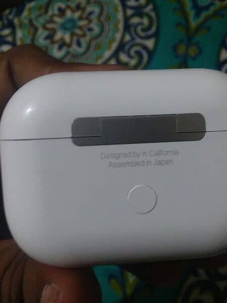 Airpods pro made in japan  Buzer 100% working 2