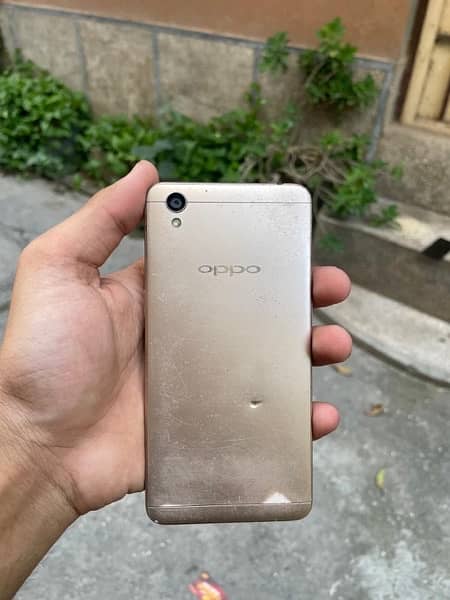 one plus 5 and Oppo A37F 11