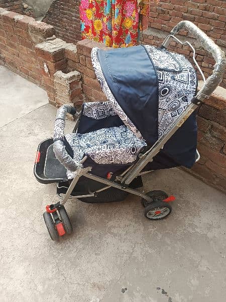 stroller/pram 1