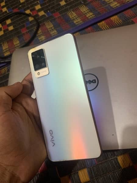 Vivo V21 5