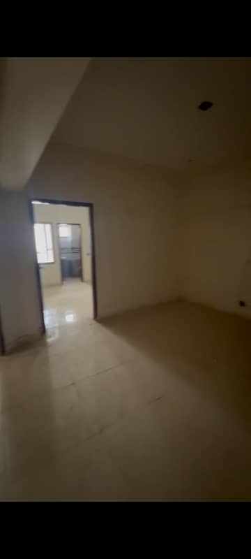 2 Bed lounge For Sale Prime Location 3 Side Corner 9